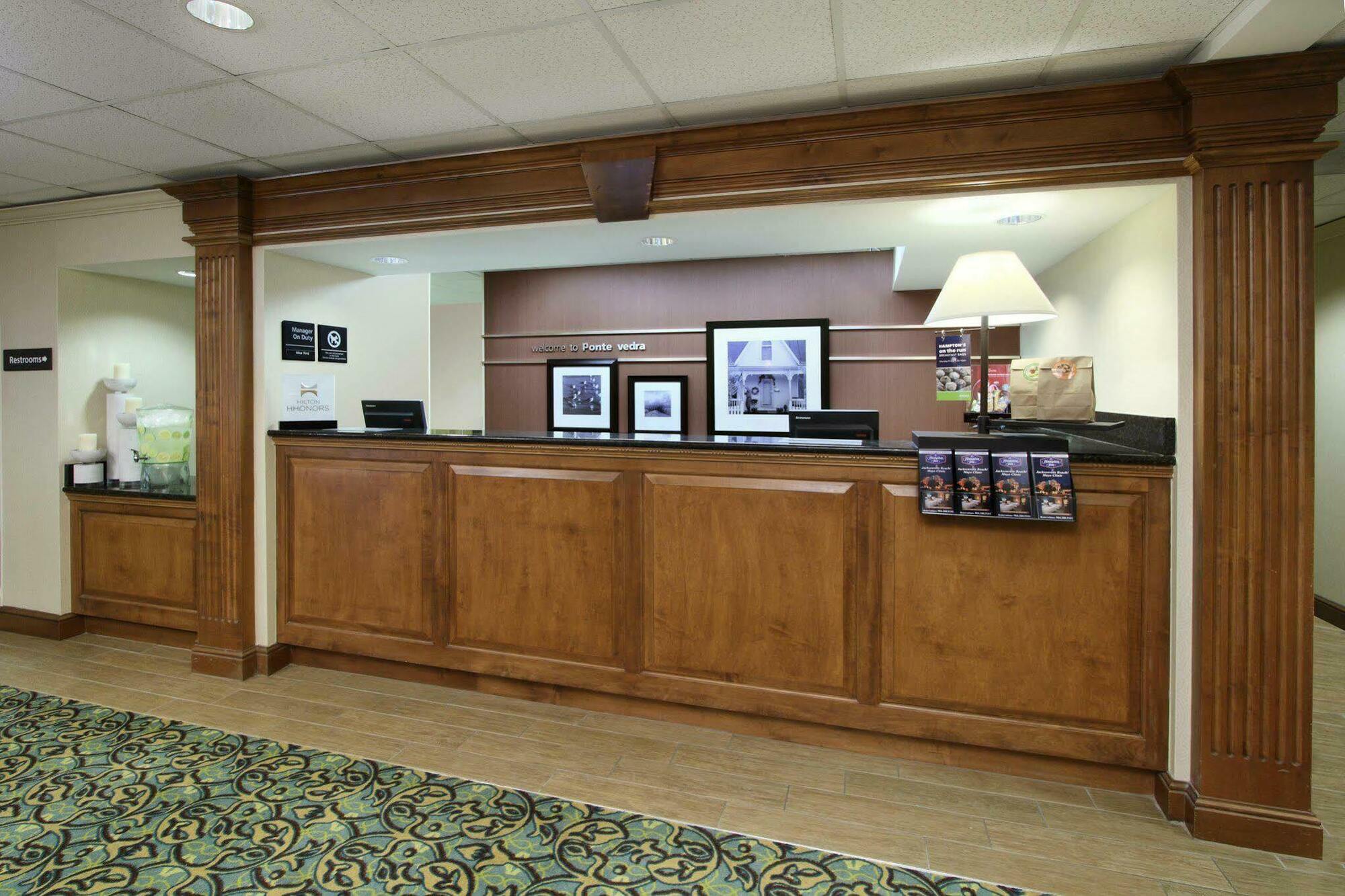 Hampton Inn Jacksonville Ponte Vedra Jacksonville Beach Exterior foto